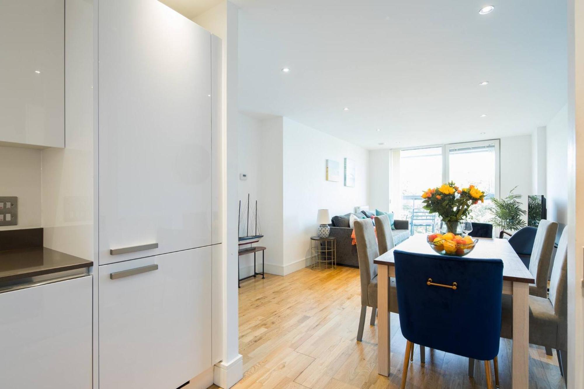 Wild Roses Serviced - Greenwich Apartament Londra